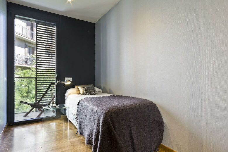 My Space Barcelona Executive Apartments Center