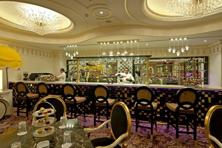 Casablanca Grand Hotel