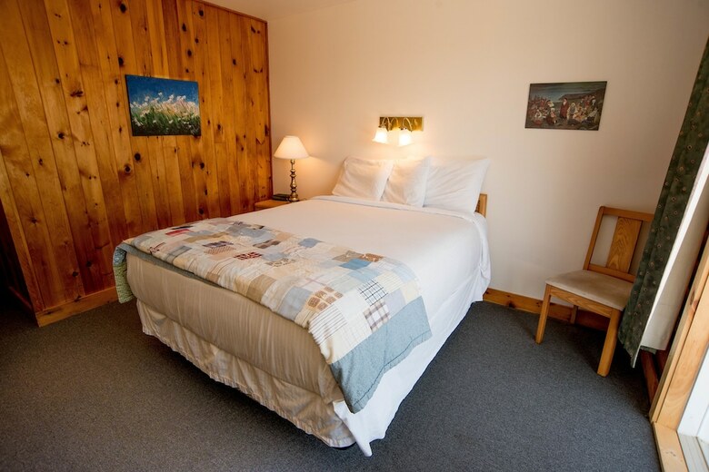 Posada Brier Island Lodge