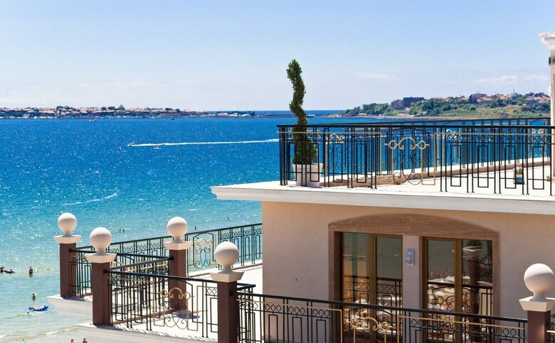 Hotel Golden Rainbow Vip Residence