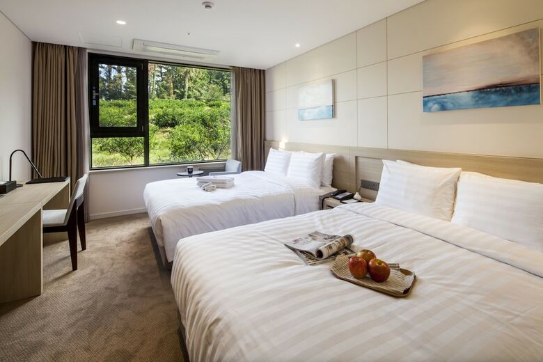 Hotel The Born Jeju