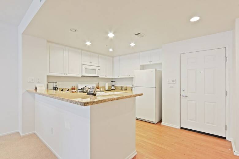 Apartamentos Global Luxury Suites At The Village