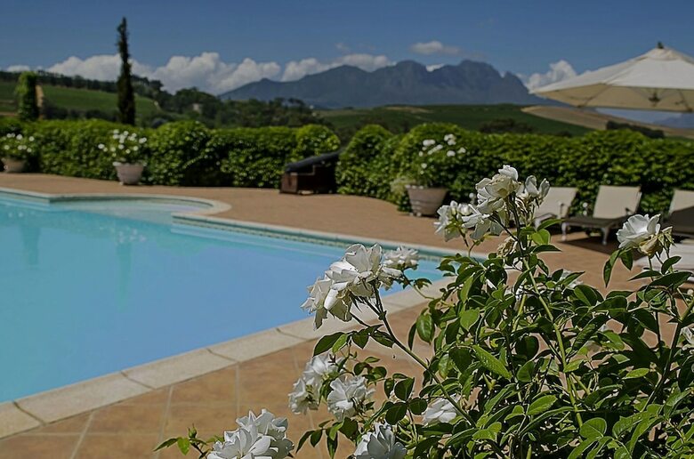 Bed & Breakfast Clos Malverne Wine Estate Accommodation