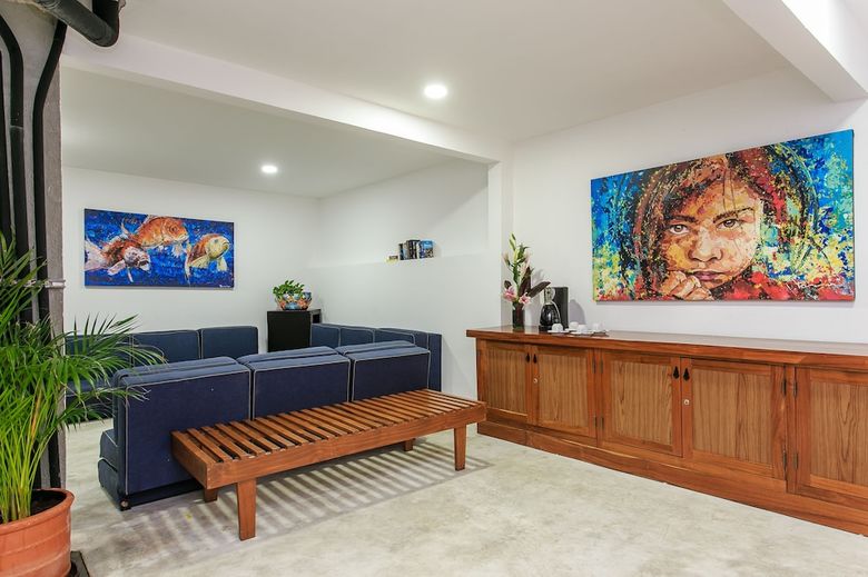 Apartamentos Studio 30 Condhotel By Nah Hotels