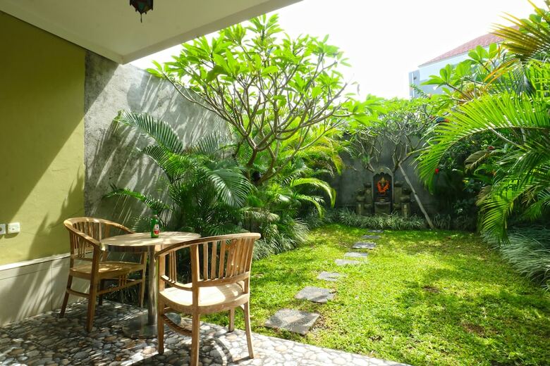 Hotel Saren Guest House Bali