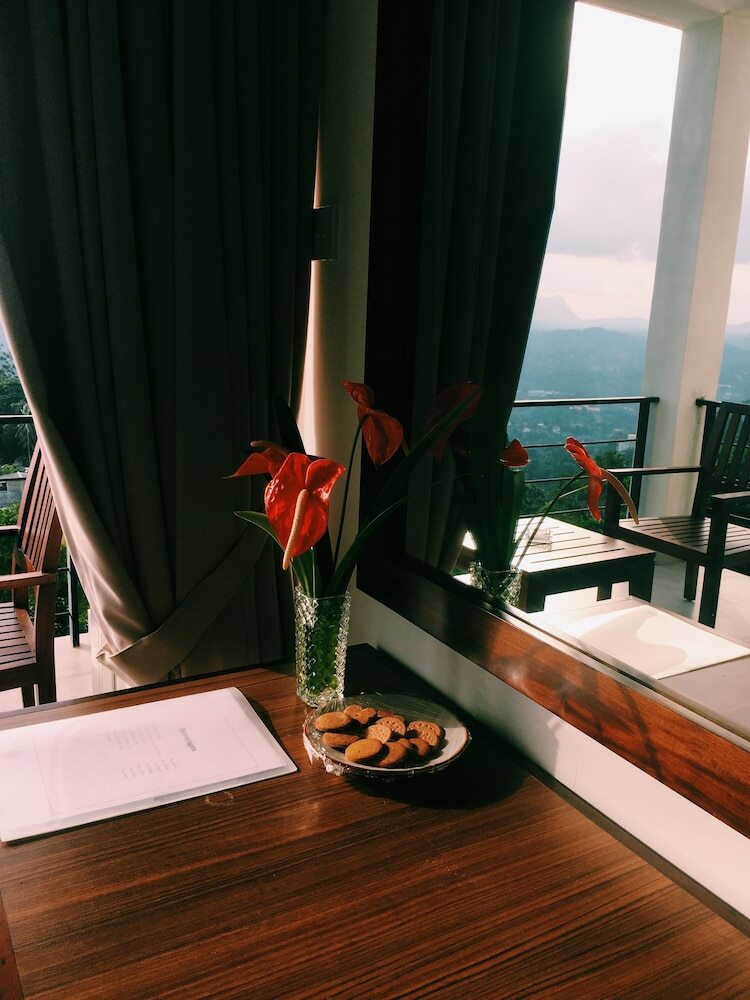 Hotel The Kandyan Villa