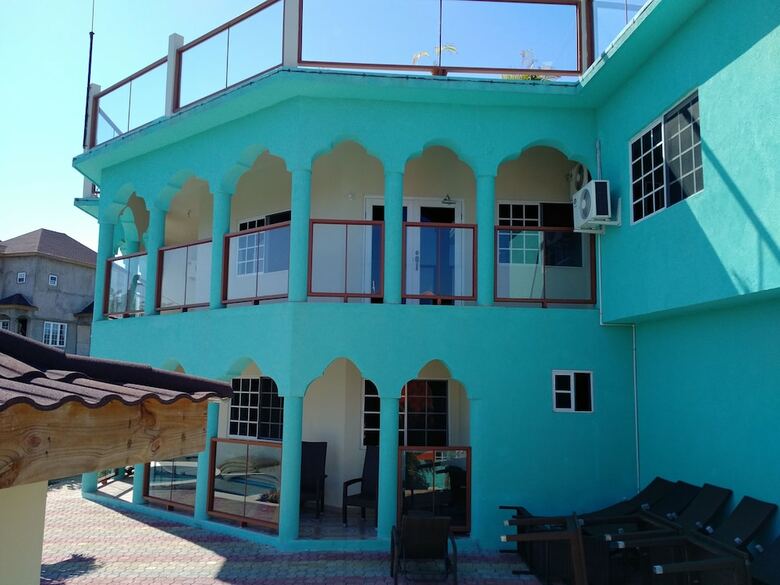 Hotel Negril Sky Blue Resorts