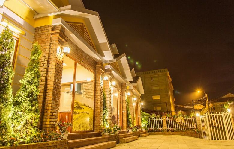 Sapa Family House Hotel
