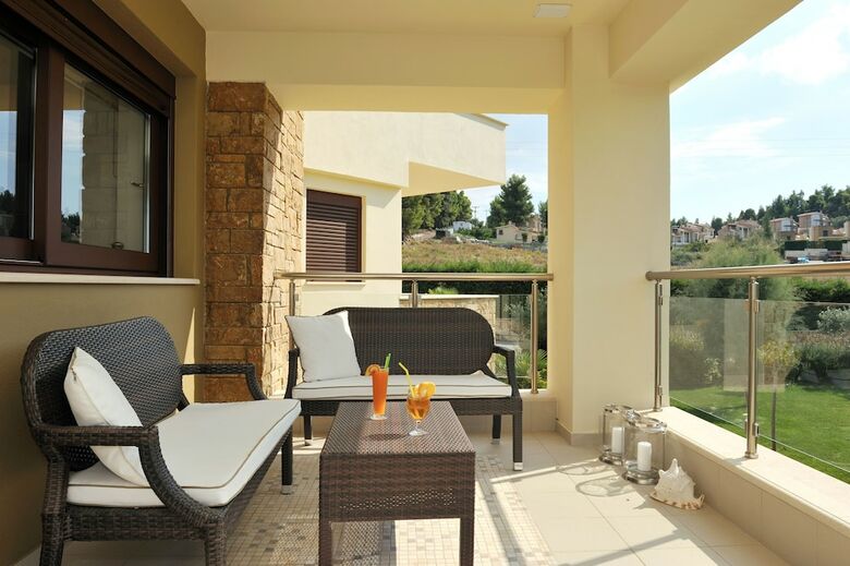 Aparthotel Polyastron Place Hotel & Spa