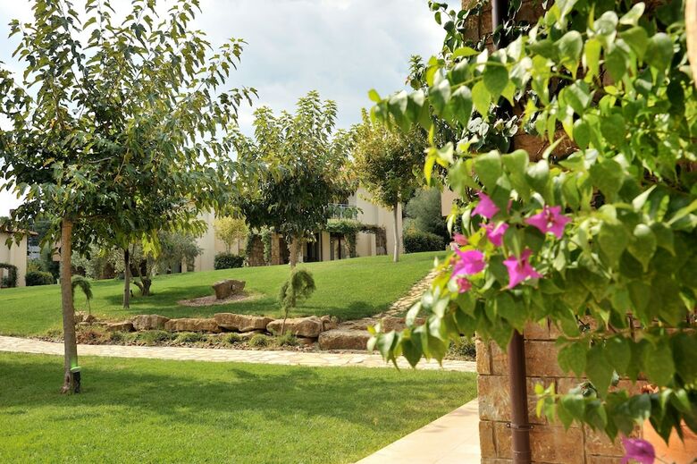 Aparthotel Polyastron Place Hotel & Spa