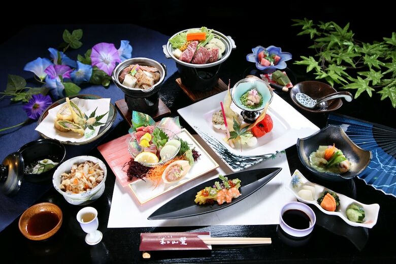 Yufuin Ryoan Wazanhou