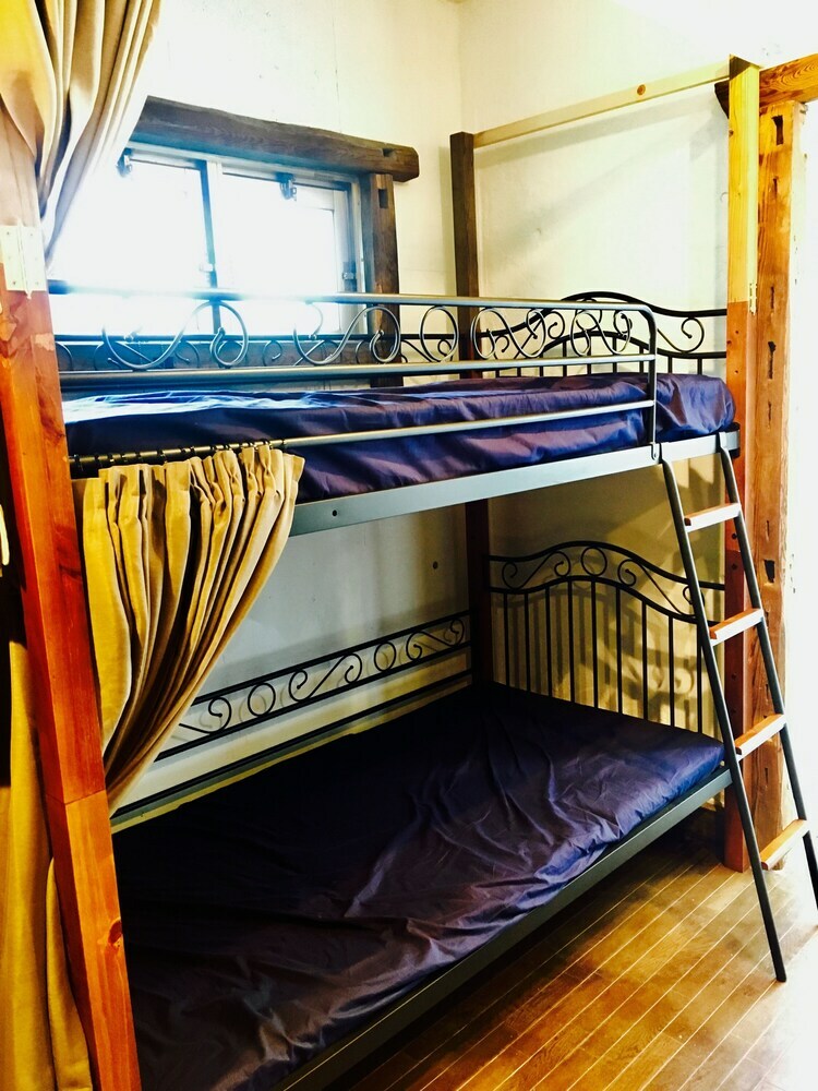 Hostal Hostel Casa Ambrosia