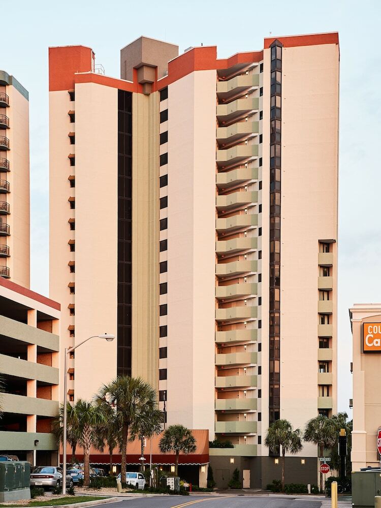 Hotel The Strand - A Boutique Resort