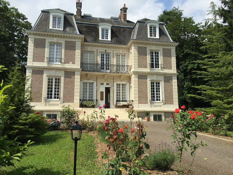 Bed & Breakfast Ch�teau D'avesnes - Le Castelet