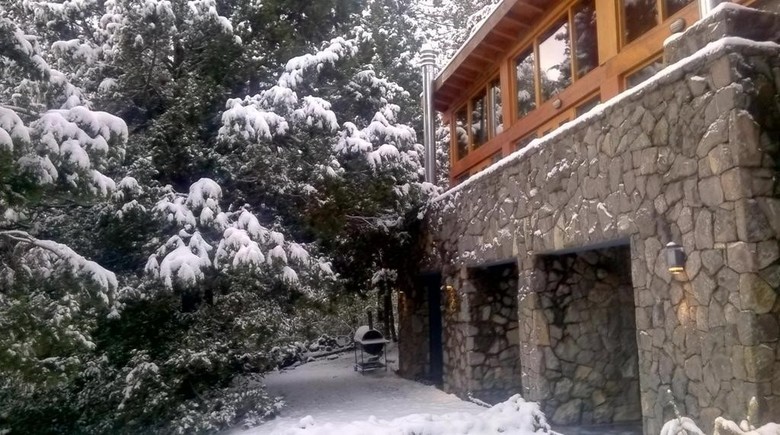 Lodge Maria Del Bosque Apart Hotel / Caba�as
