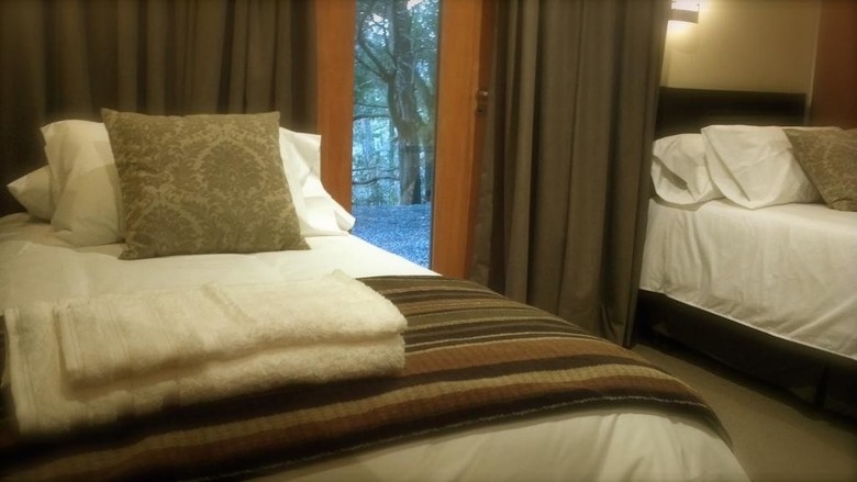 Lodge Maria Del Bosque Apart Hotel / Caba�as