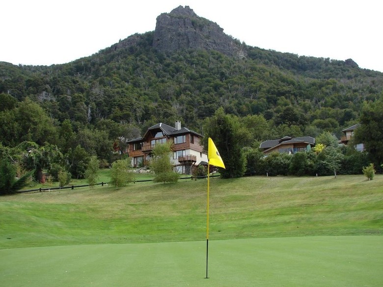 Lodge Arelauquen Bungalows & Suites