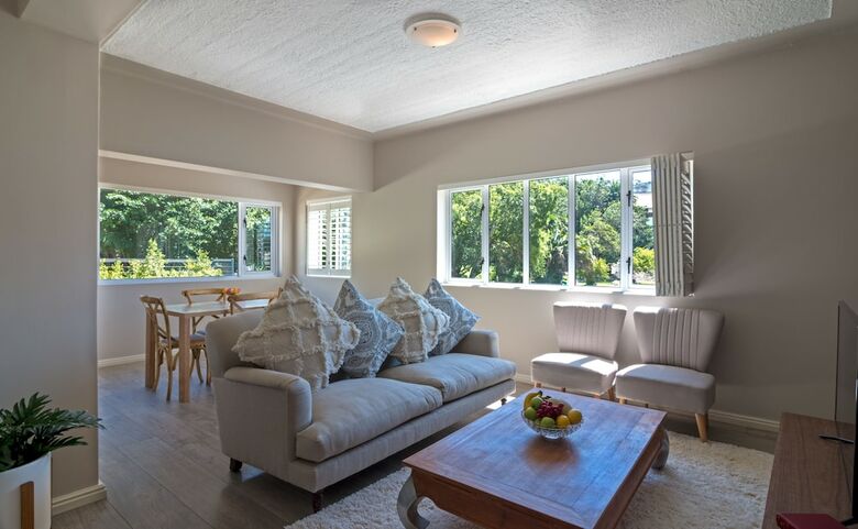 9 On Camp Apartments By Cape Summer Villas
