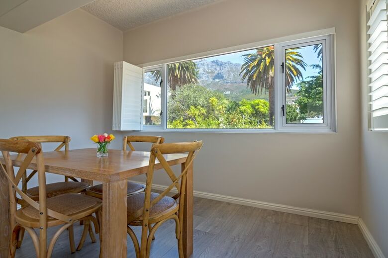 9 On Camp Apartments By Cape Summer Villas