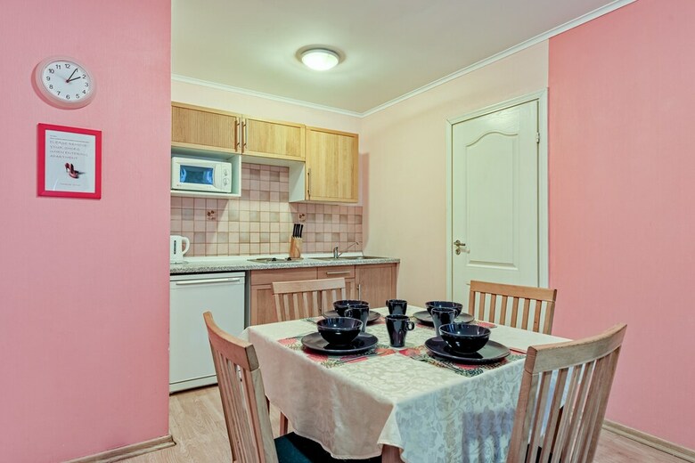Hotel Oksanas Nevskiy 64