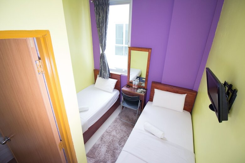 Oyes Saujana City Hotel
