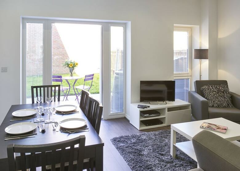 Apartamentos Campbell Park By Shortstaymk