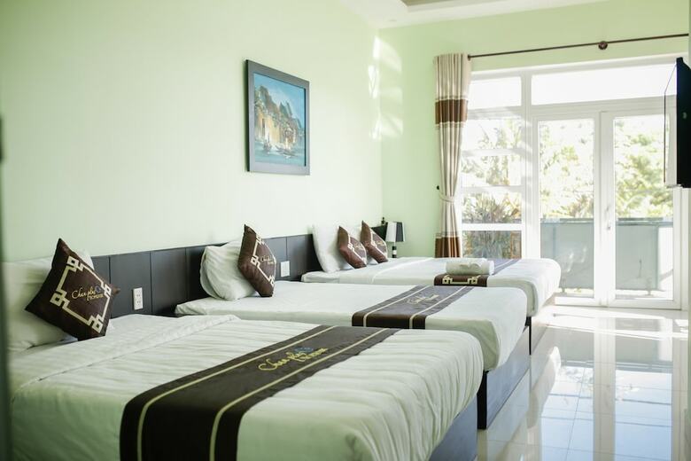 Hotel Chau Plus Homestay