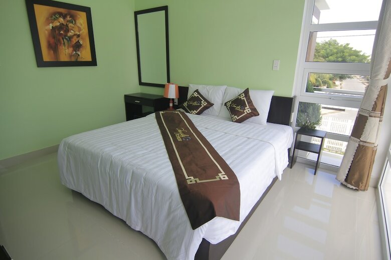 Hotel Chau Plus Homestay