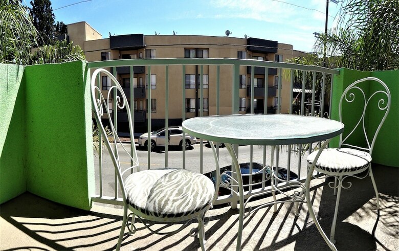 Apartamentos All In Stay Near Attractions