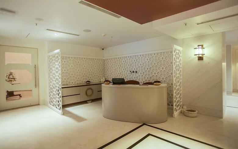 Hotel Crowne Plaza Chennai Adyar Park