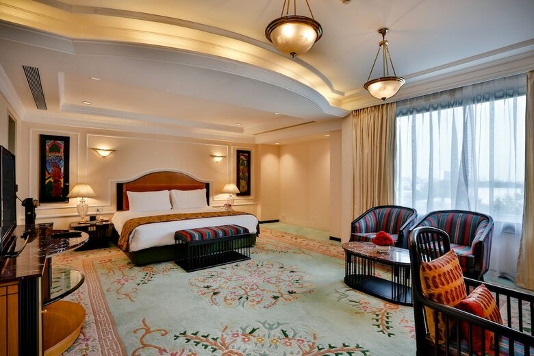 Hotel Crowne Plaza Chennai Adyar Park