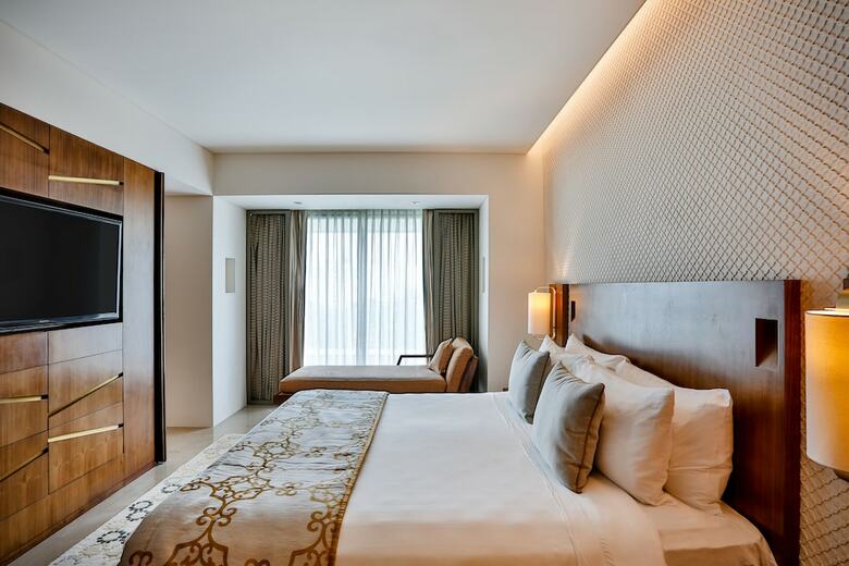 Hotel Crowne Plaza Chennai Adyar Park