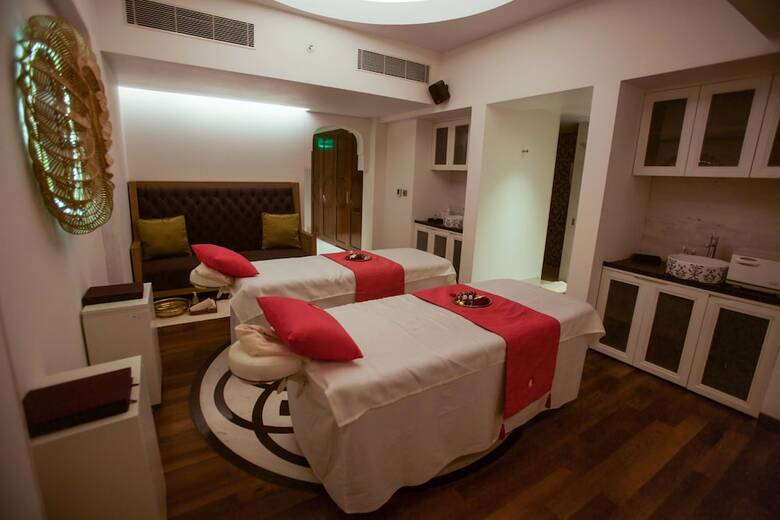 Hotel Crowne Plaza Chennai Adyar Park