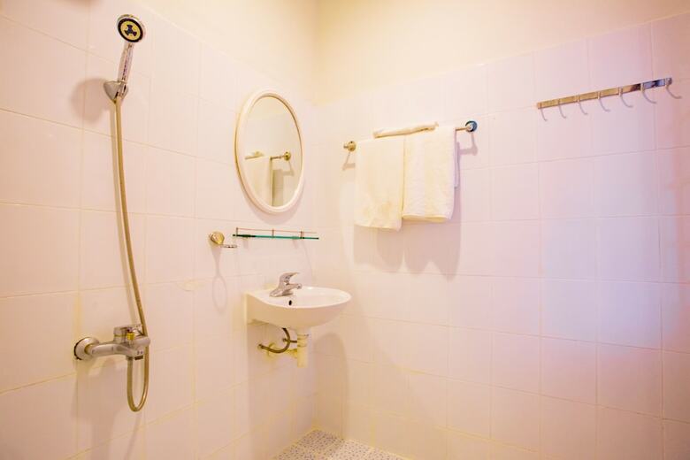 Oyo 720 Glenda Hotel