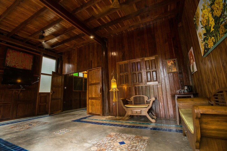 Hotel Nan de Panna Riverside Homestay