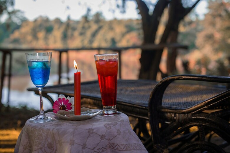 Hotel Nan de Panna Riverside Homestay