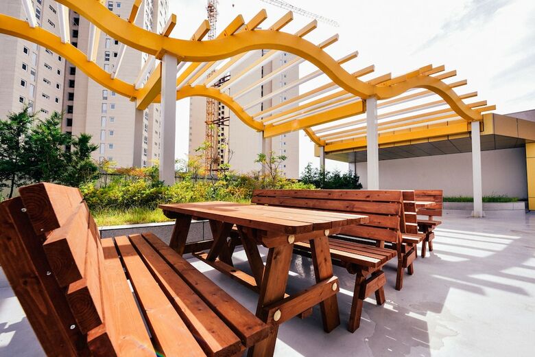 Golden Business Hotel