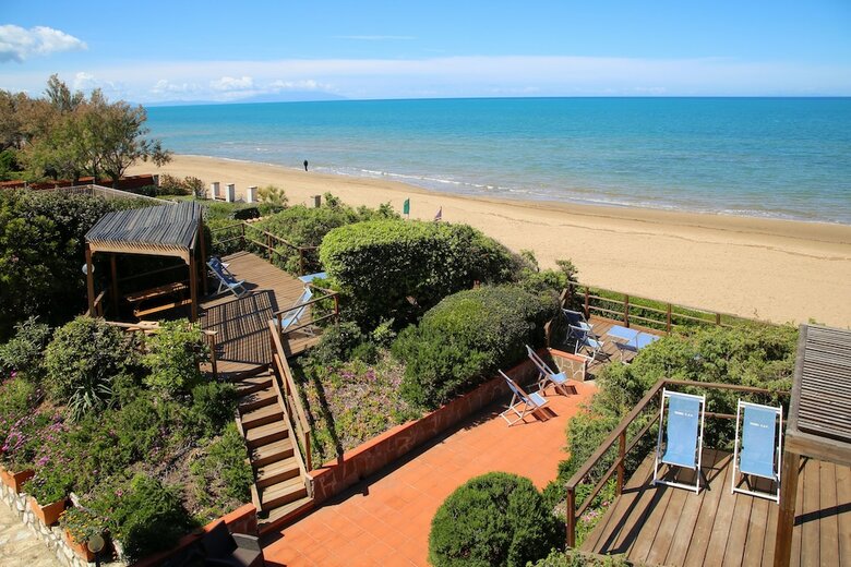 Sea View And Ground Floor Apartments Le Dune