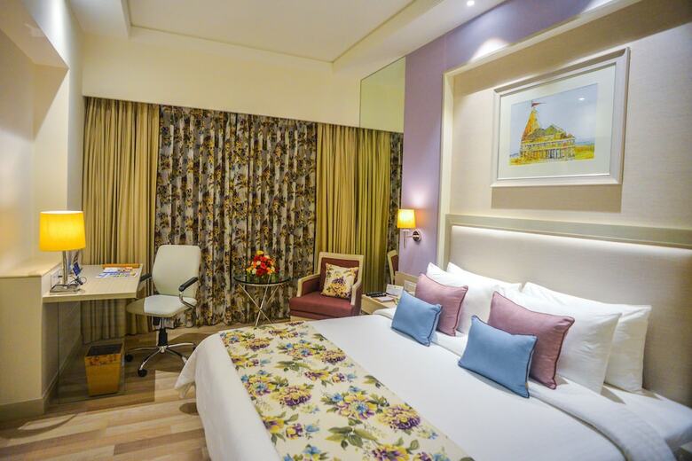 Hotel Efcee Sarovar Portico Bhavnagar
