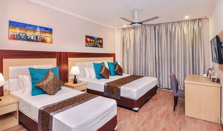 Triton Beach Hotel & Spa