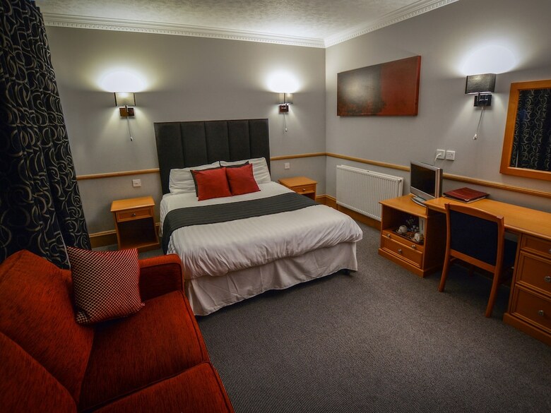 The New Inn Hotel