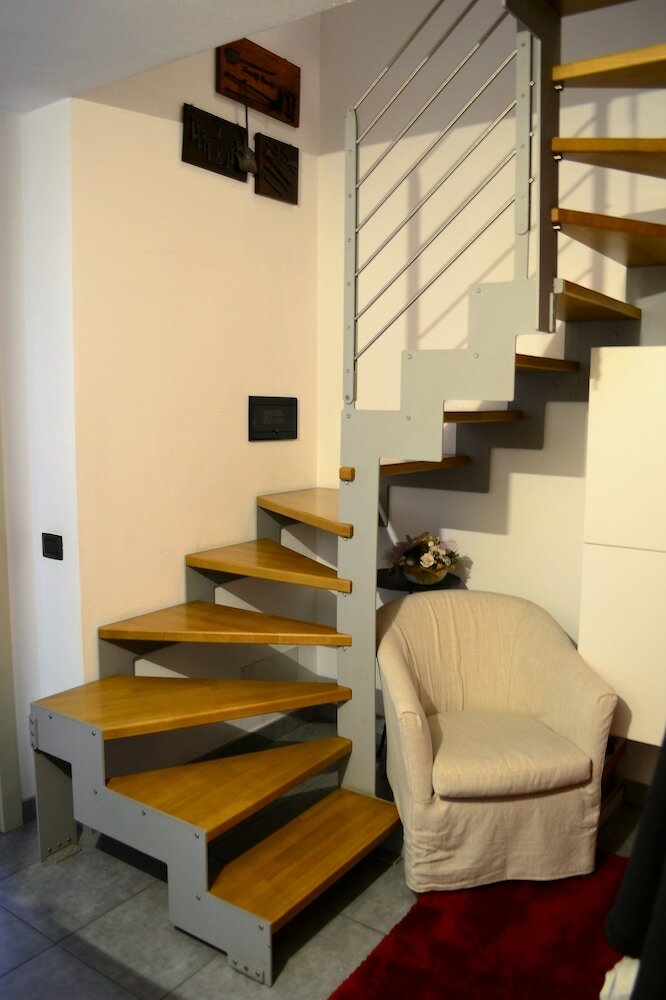 Apartamento Appartamento Vista Lago Red & Grey