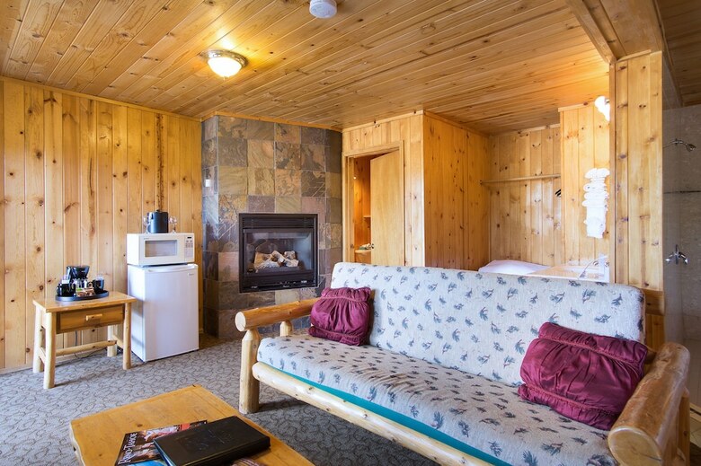 Hotel Secrets Inn Lake Tahoe