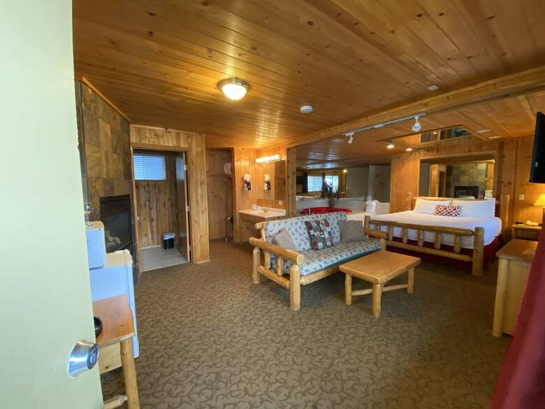 Hotel Secrets Inn Lake Tahoe