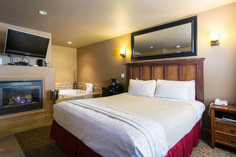 Hotel Secrets Inn Lake Tahoe