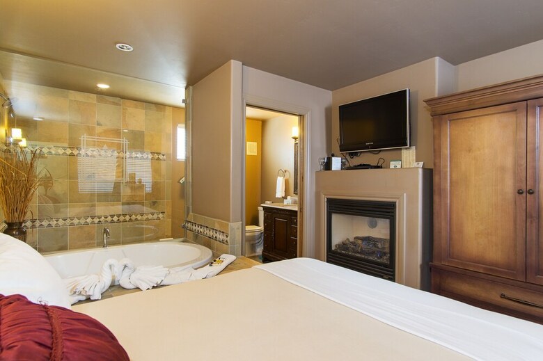 Hotel Secrets Inn Lake Tahoe