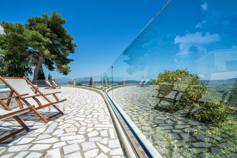 Castelli Luxury Villa