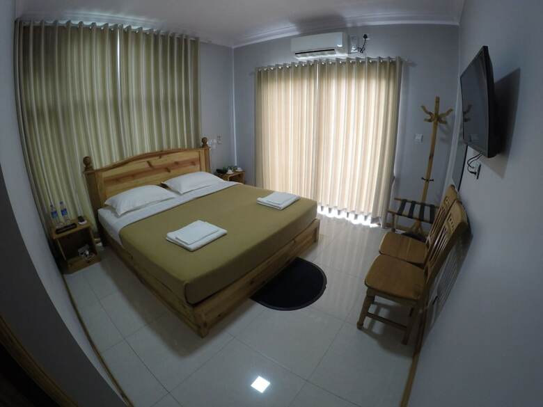 Golden Guest Hotel