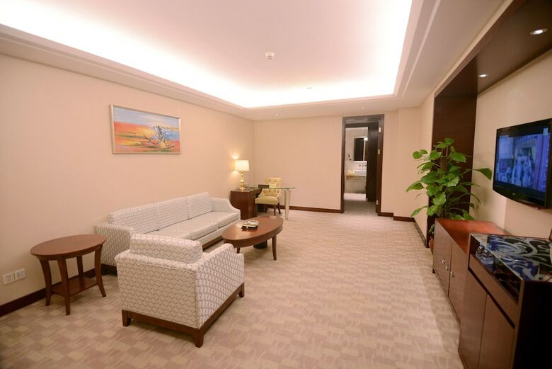 Hotel Ramada Shenzhen Baoan