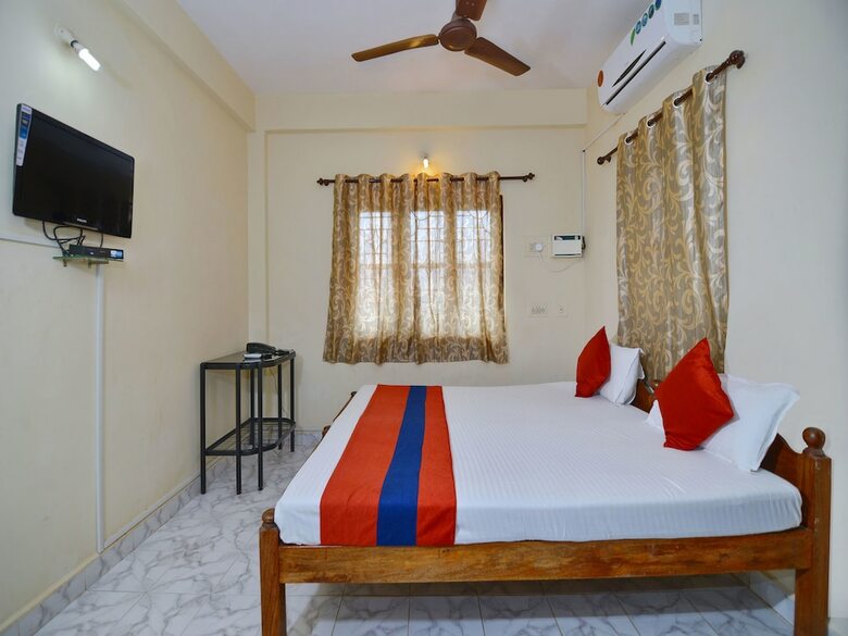Hotel Oyo 7288 Traveller Guest House